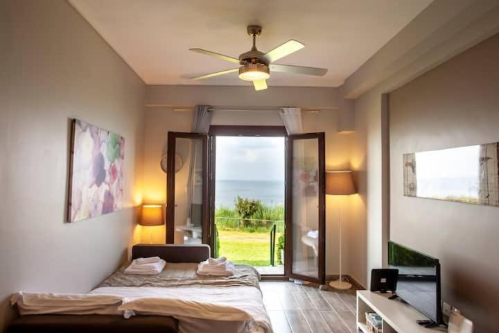 Mola Kaliva Sea View, 100M From The Beach! Exterior photo